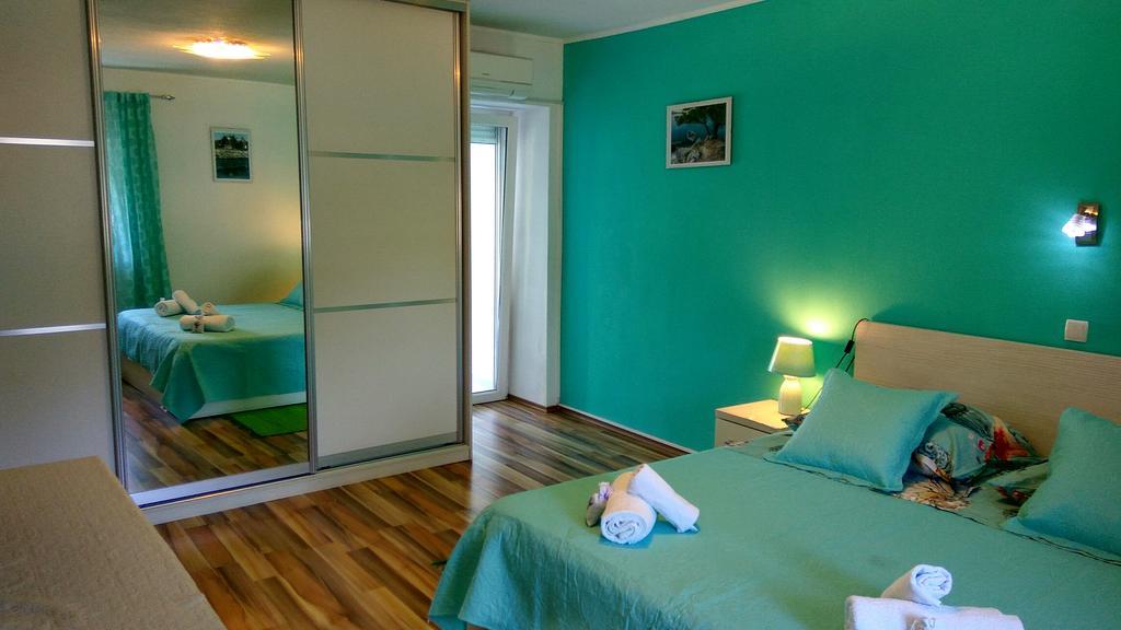 Apartments Jasminka Solin Exterior photo